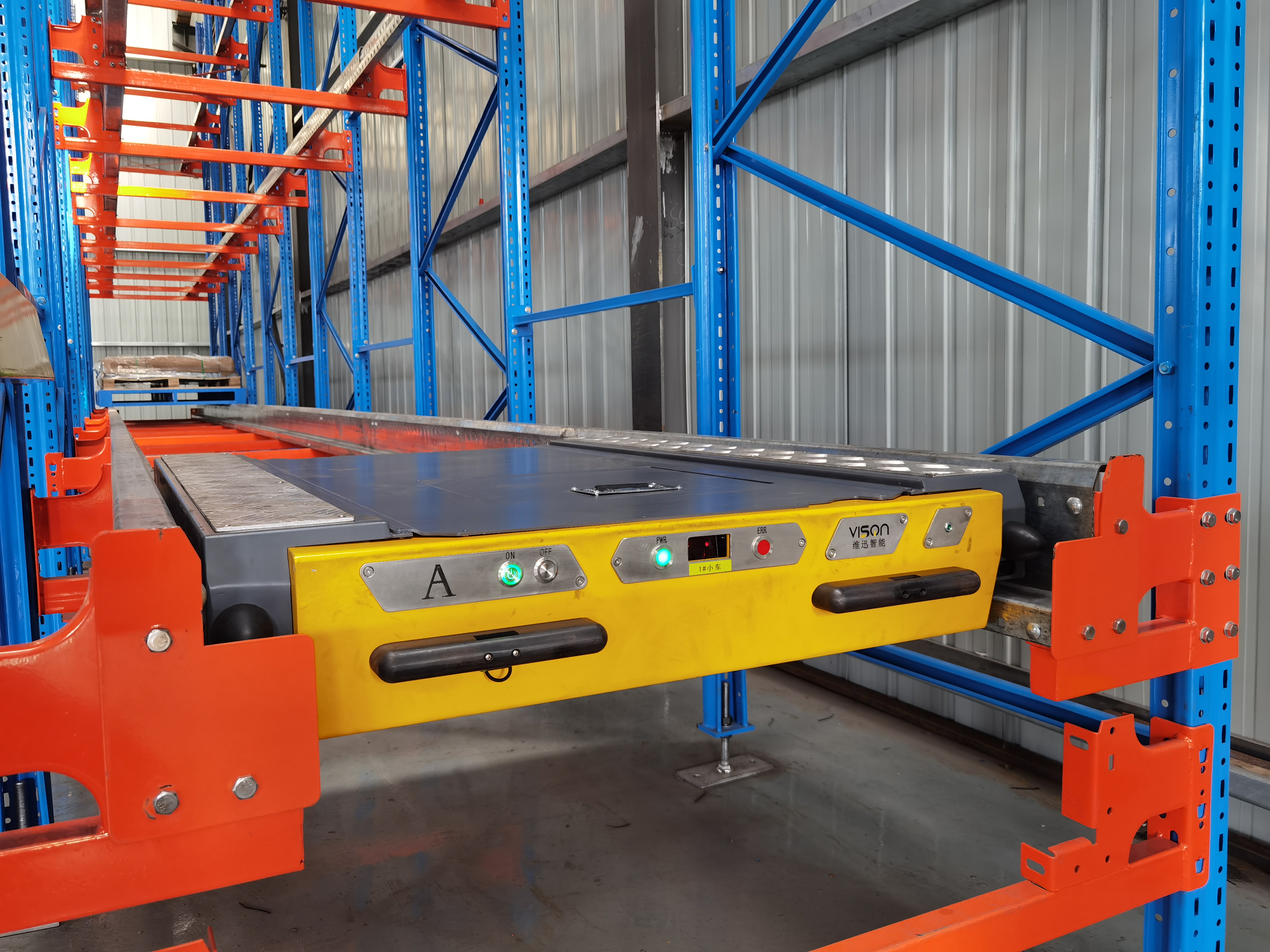 普通倉庫能否用穿梭車？看完這篇你就懂了